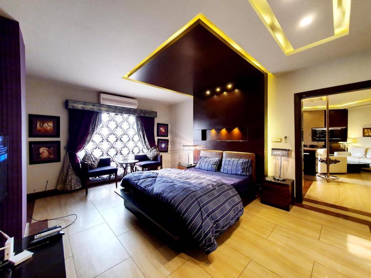 Luxurious Boutique One Bed Apartment In Bahria Town Rawalpindi Dış mekan fotoğraf